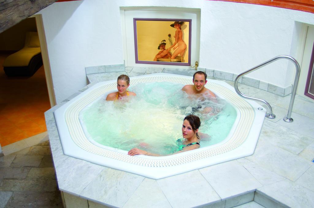 Parkhotel Wallgau 4 Sterne Superior Alpenjuwel Mit Spa Genuss, Golf & Wellness In Der Karwendel-Region Tradition Trifft Eleganz Im Stilvollen Rueckzugsort Kültér fotó